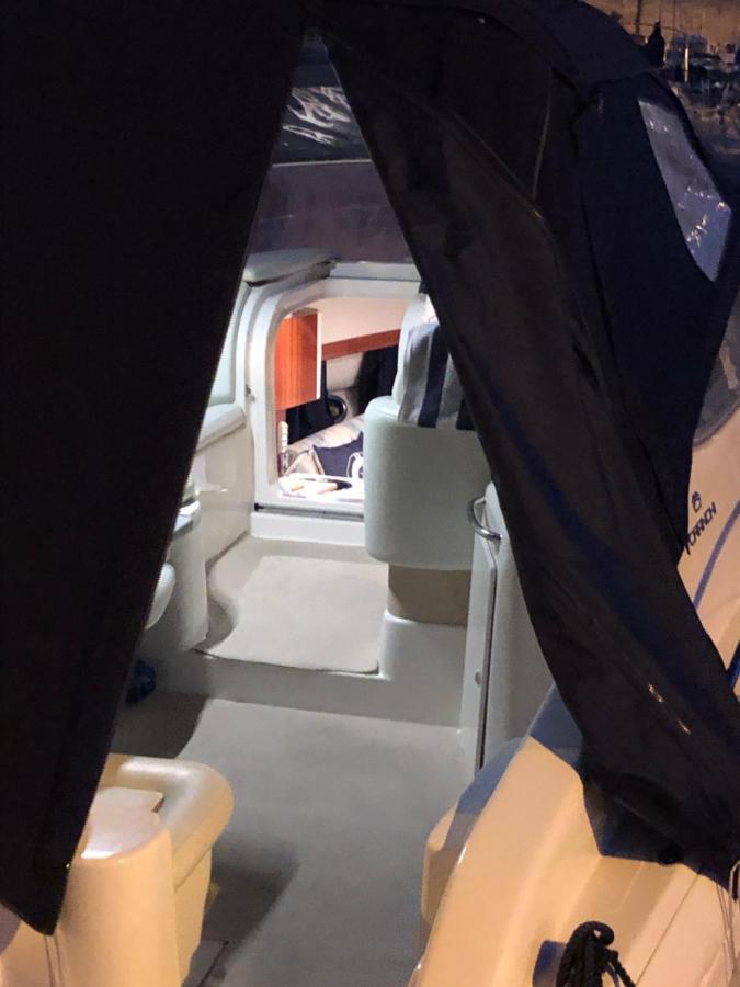 فندق مينتونفي  Bea Boat Charter المظهر الخارجي الصورة